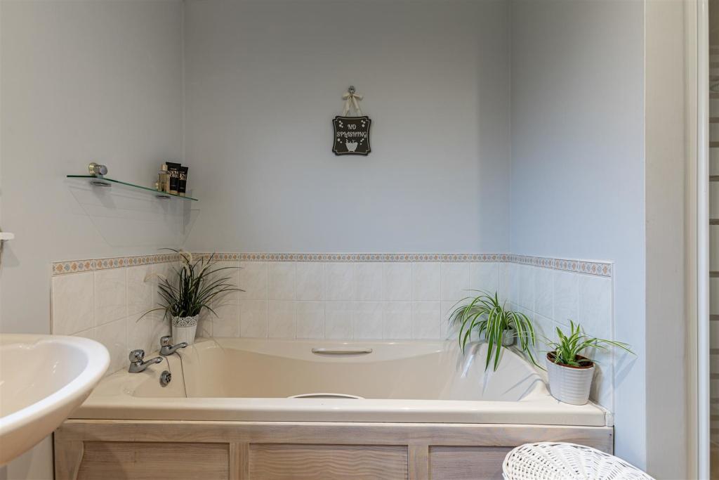 7 Tweedbank View Tweedbank 21.JPG