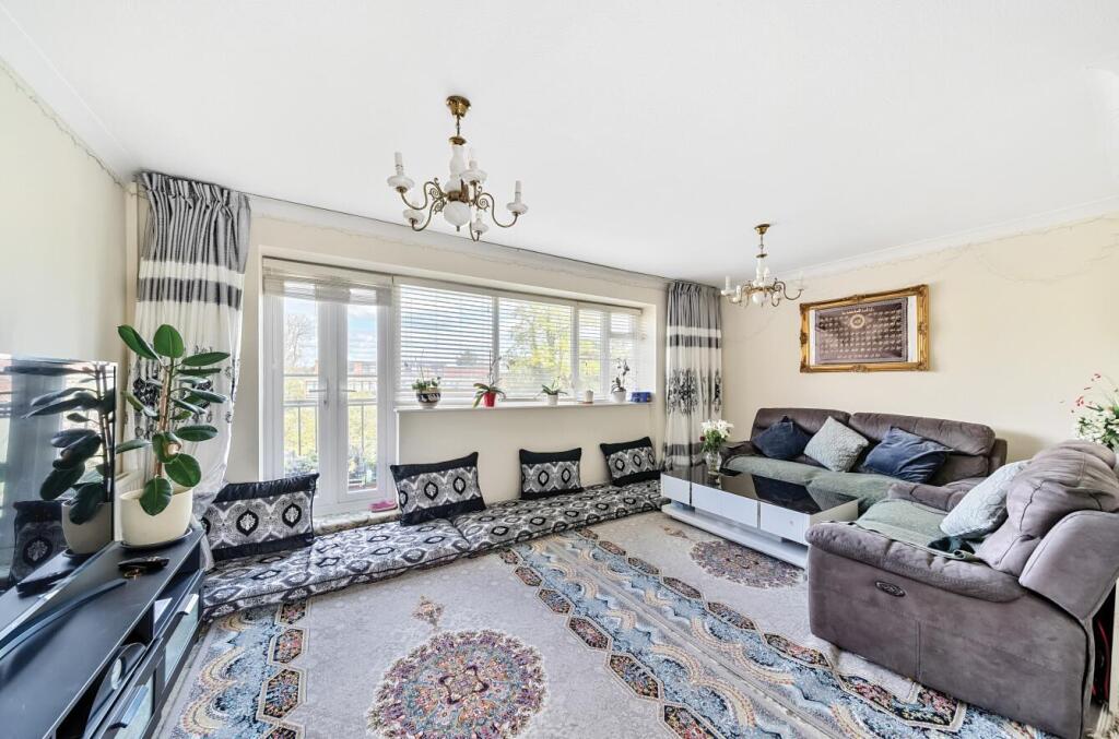 Davidson Frost-Wellings, DFW, Watling Court, Stanm