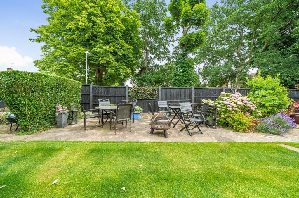 Davidson Frost-Wellings, DFW, Kipling Place, Stanm