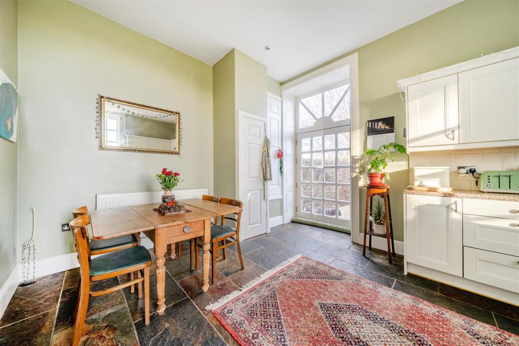 Kitchen .3