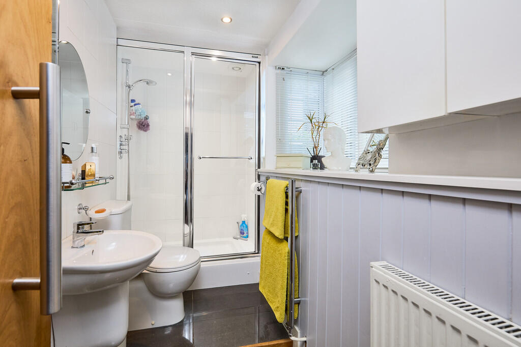 Edward Knight 202...