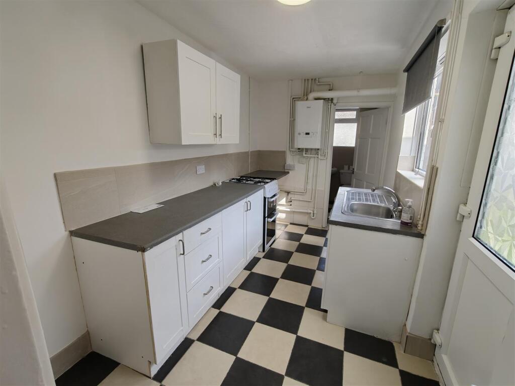 Kitchen .jpg