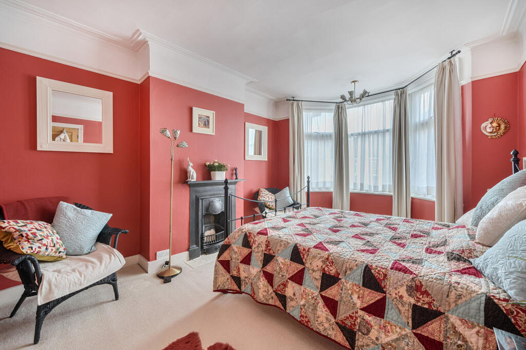 1343512-21-68a739...