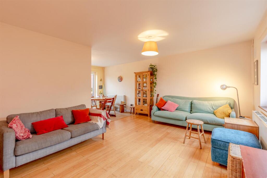 Dingle View, Sea Mills Living Room 6.jpg