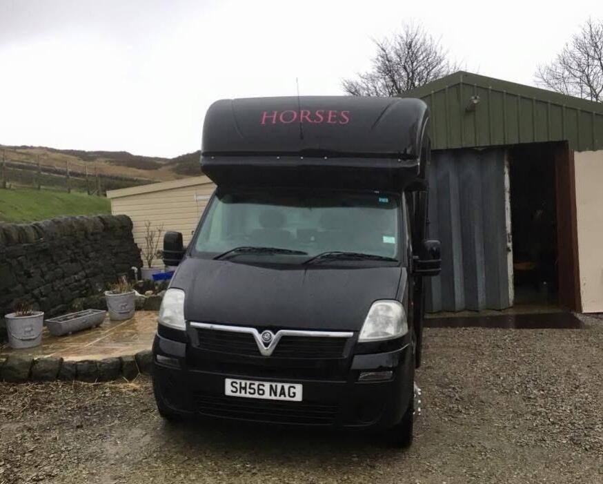 3.5 tonne horse van