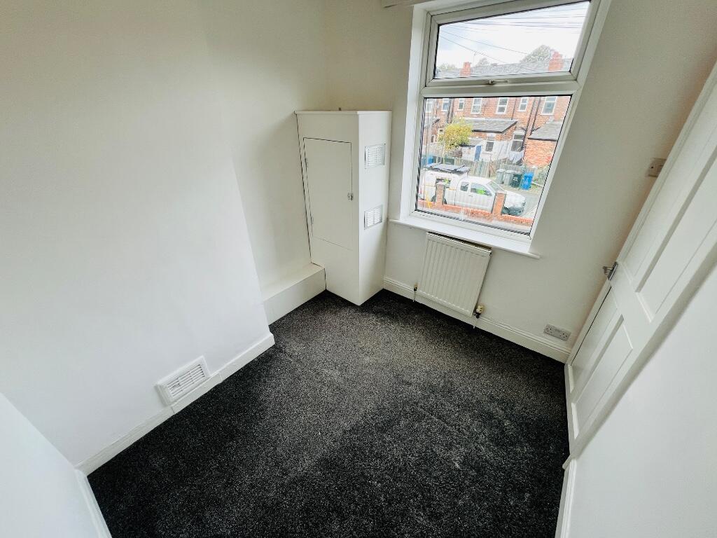 Rear bedroom