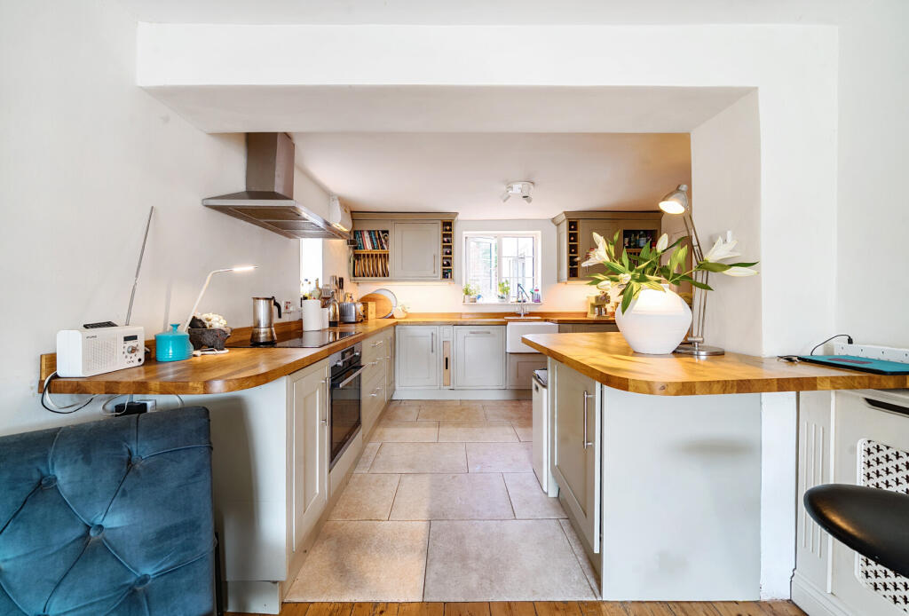 1324480-9-6874cd8...