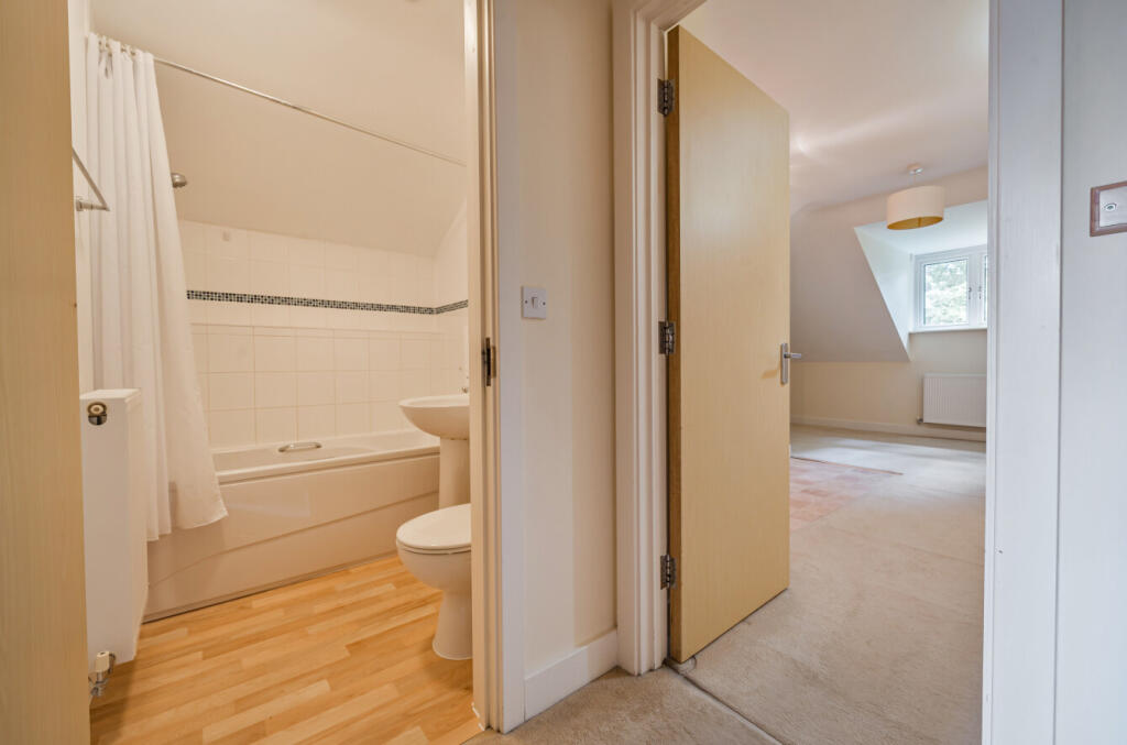 1342436-7-68b8124...