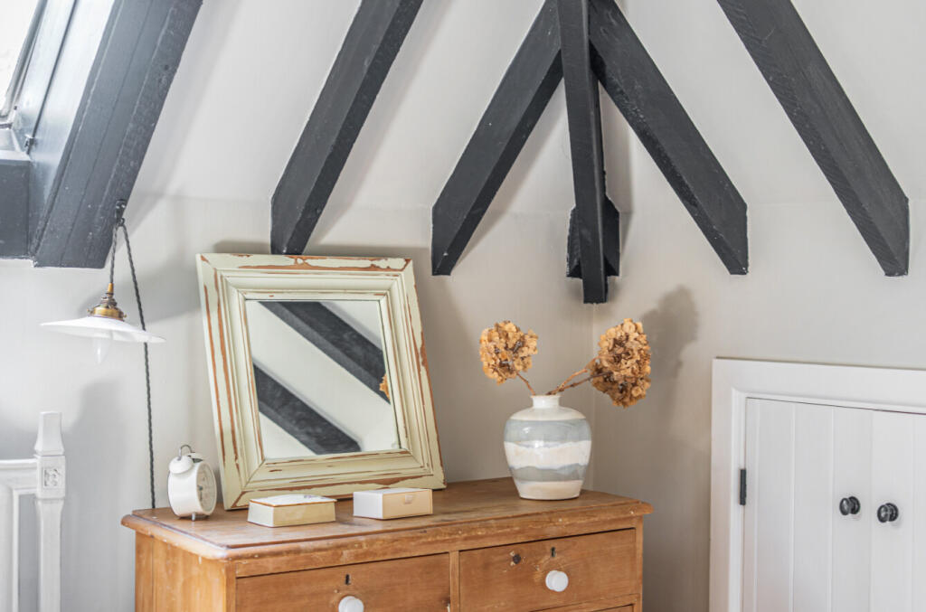 1333683-10-6891c2...