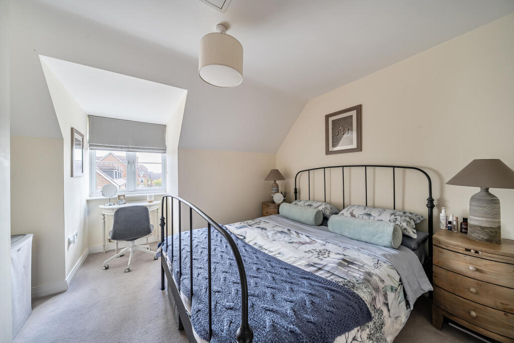 1363069-11-68e7b7...