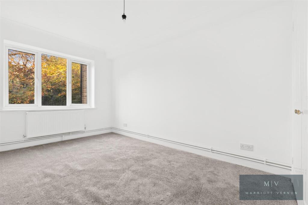Camilla Court 17 MV-5.jpg