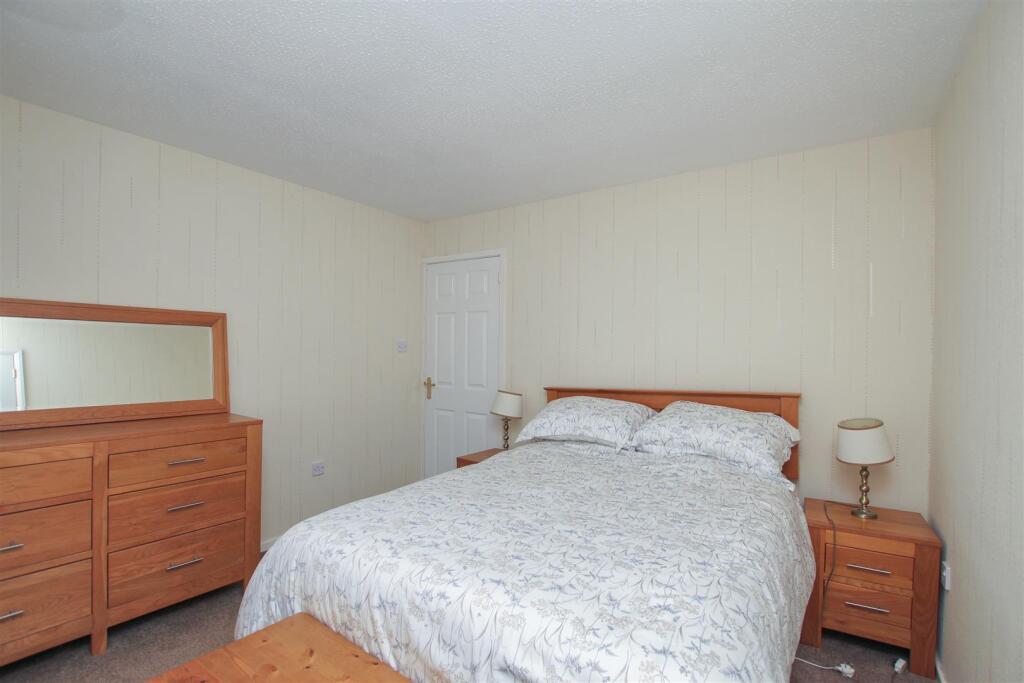 Bedroom One - b.JPG