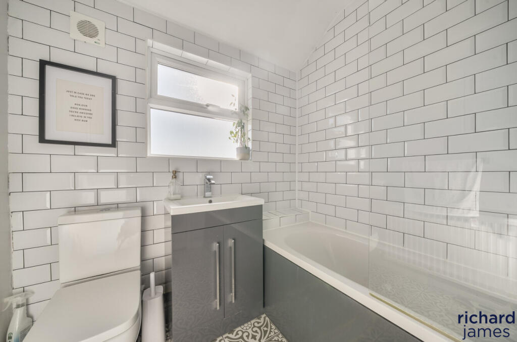 4576eae571c04ff2913f5bf9fa60b369