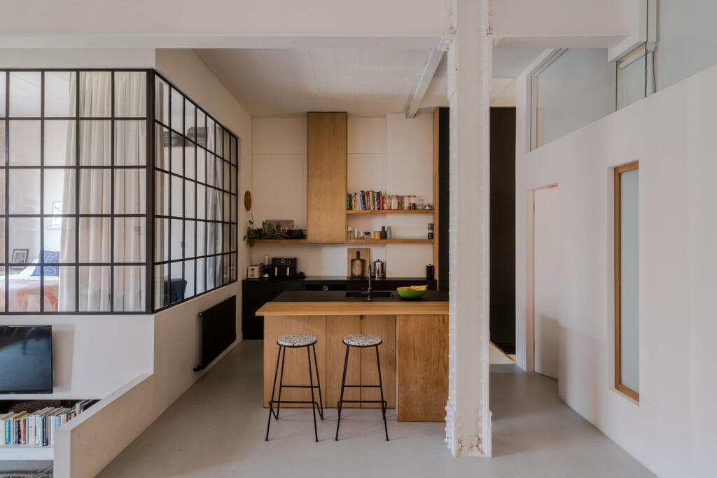 265226 - Studio 26-19.jpg