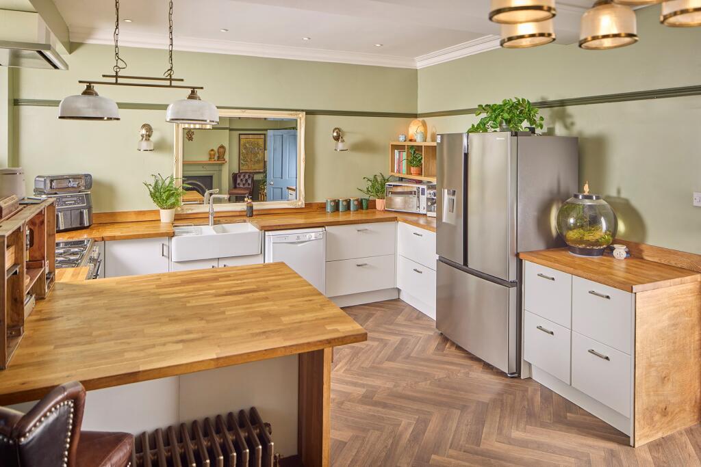 Living/Kitchen/Dining