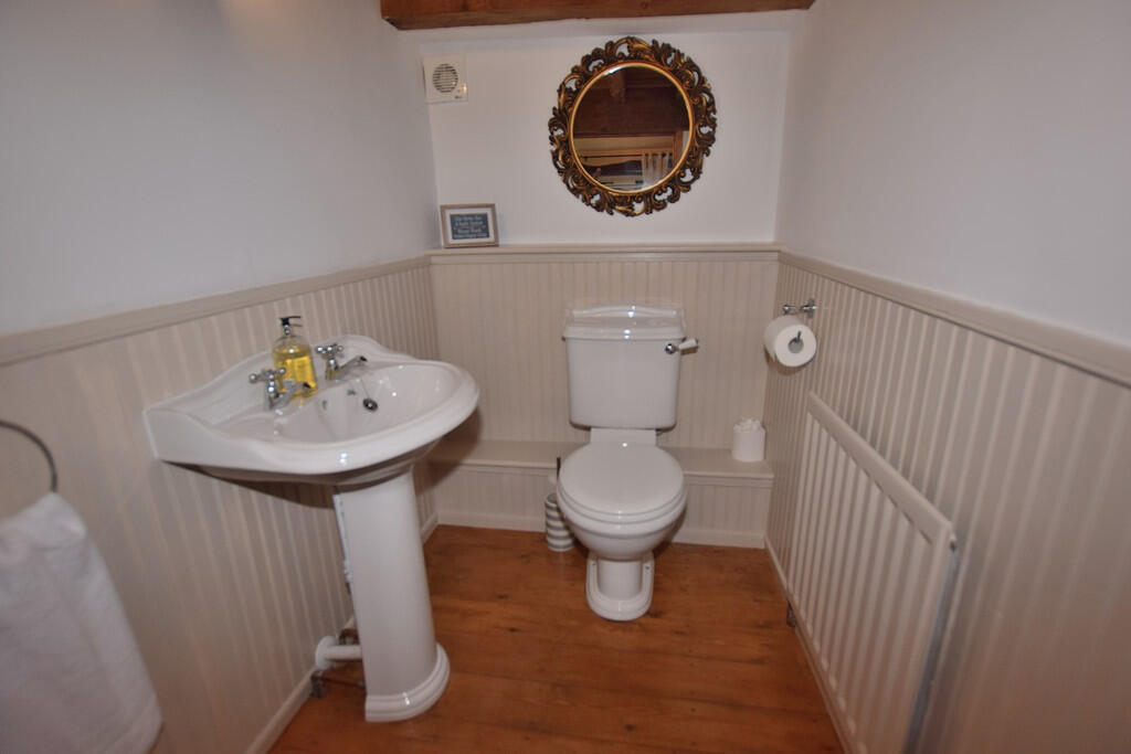 downstairs wc