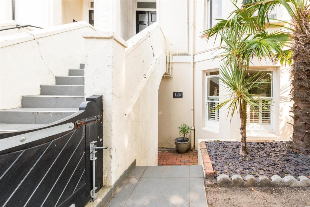 13a Clarendon Villas-37.jpg
