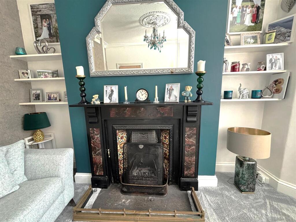 Fire place.jpg