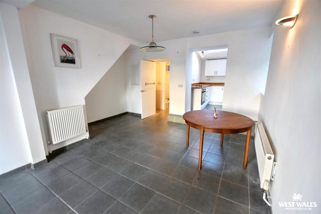 13 - 2025-12-22T130503.405.jpg