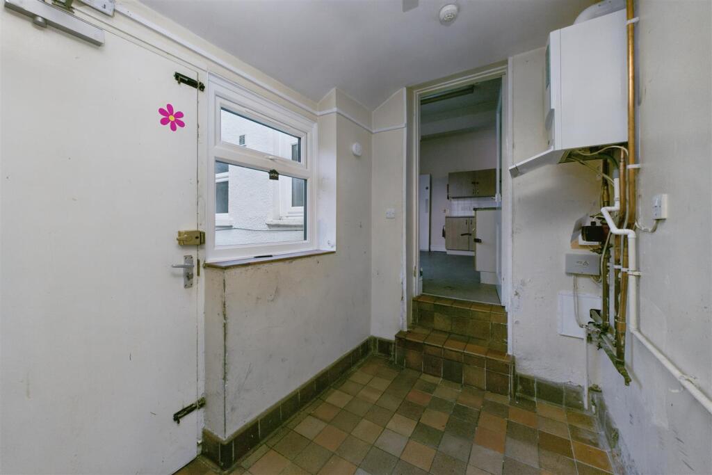10, Cranbrook Road Bristol, BS6 7BN | Hollis Morga