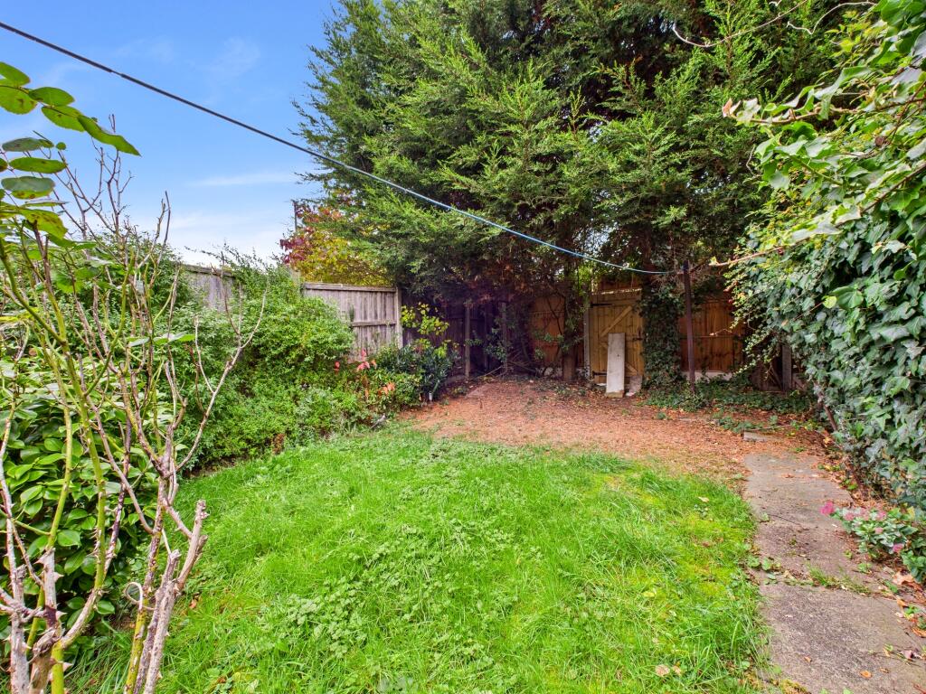 CAM05192G0-PR0167-STILL049