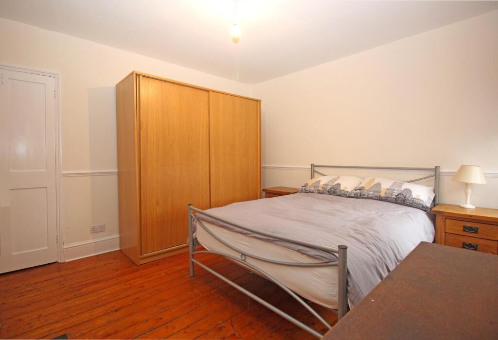 Alleyns Road Bed 1 (3).JPG