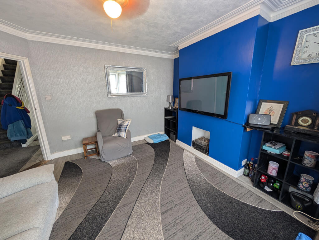 26-06-2025__11-42-22_PXL_20250626_090452520