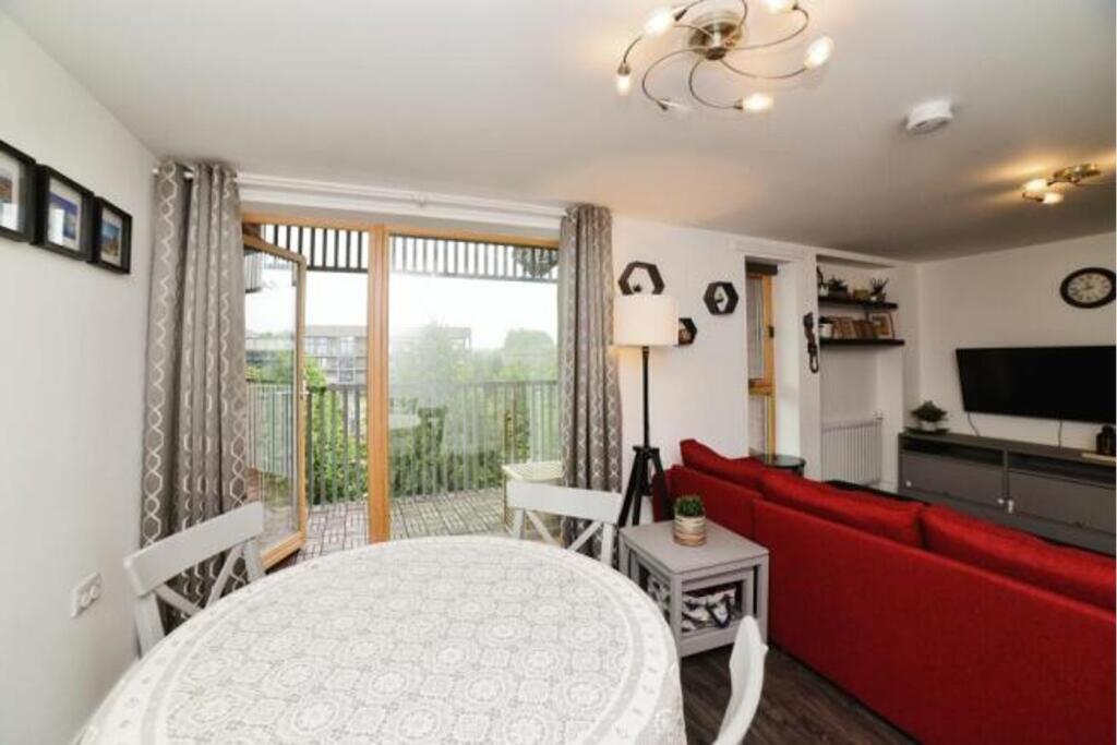 Living / Dining Room