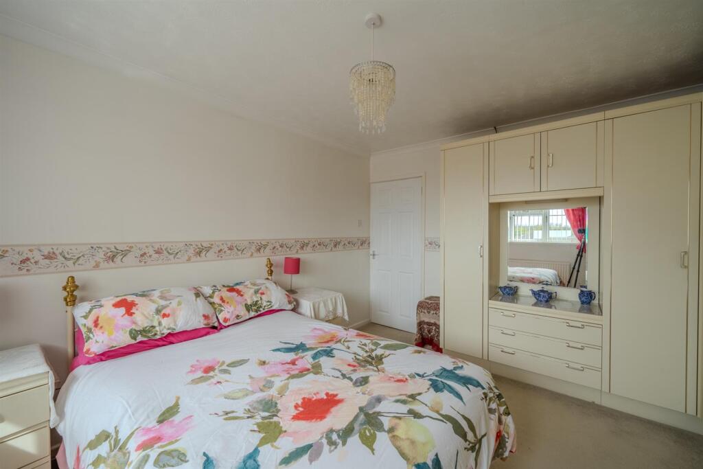 44 Woodland Road-2.jpg