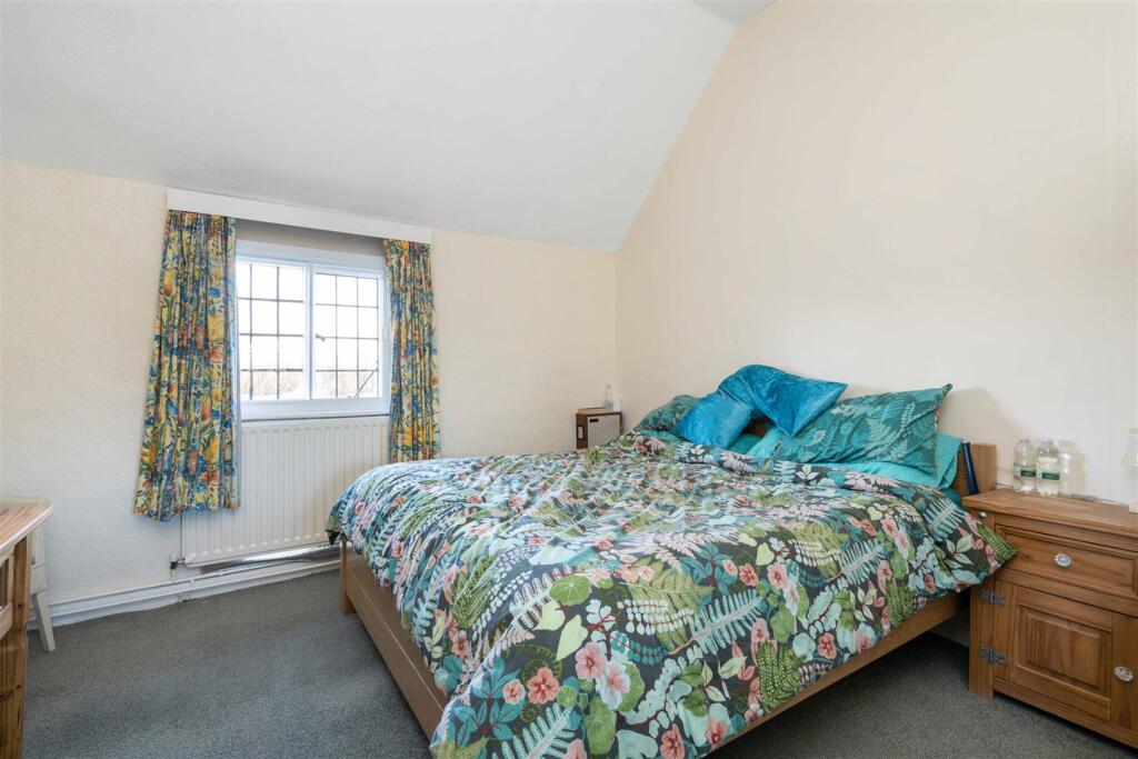 Hill Crest Cottage-23.jpg