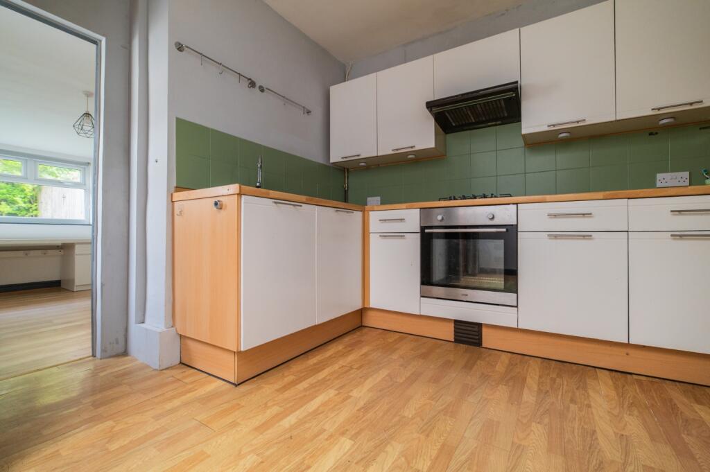 Call 02920 454555 to secure your viewing_8