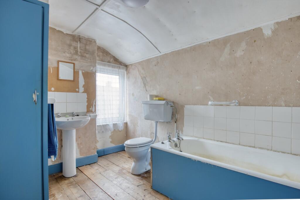 Ewemove Taunton - Winchester St (8)