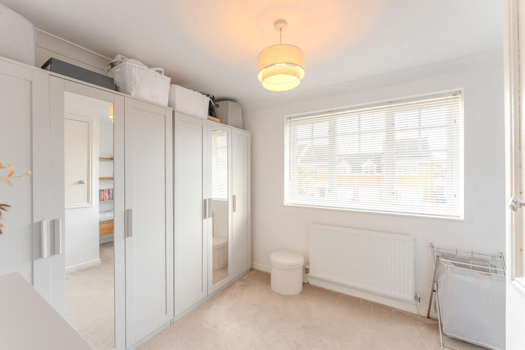 3 Hudson Close  (12 of 18)