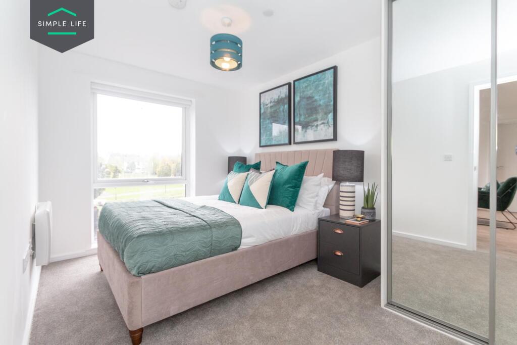 Halley_Bedroom_2.jpg