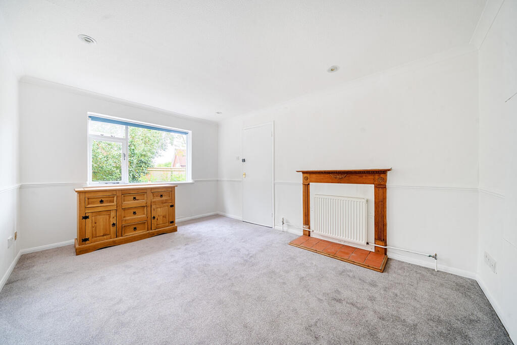 16-6819ea0b38a94-...