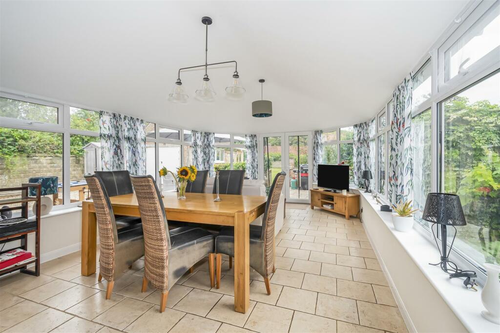 SUN ROOM