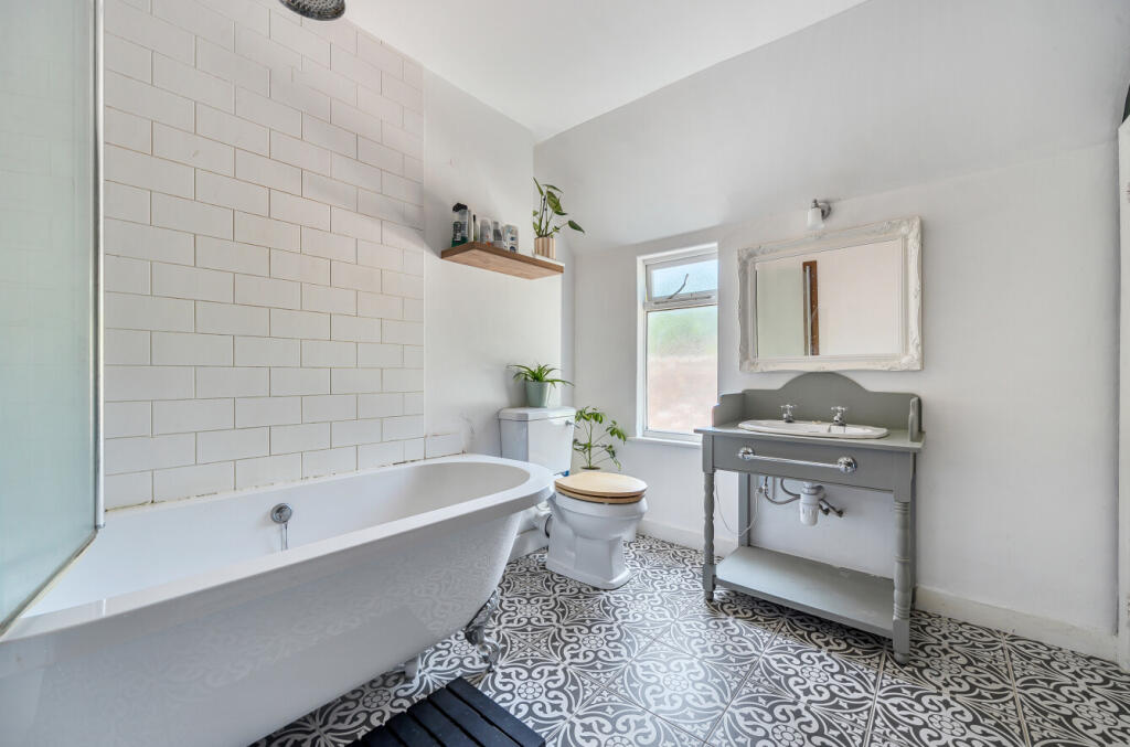 1301252-13-6862ad...