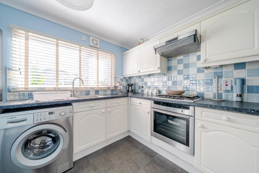 Part view KITCHEN BREAKFAST.jpg