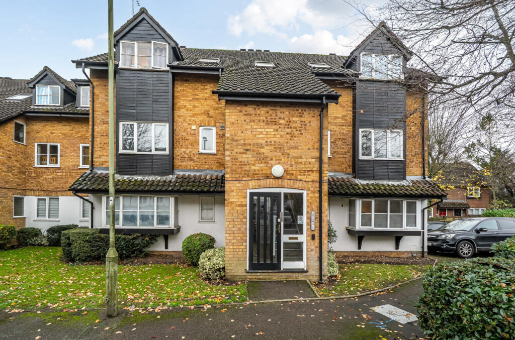 Boleyn Way, New Barnet, EN5