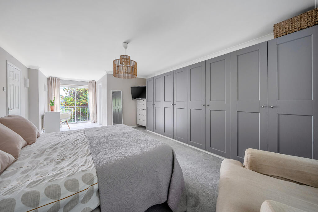 Main Bedroom