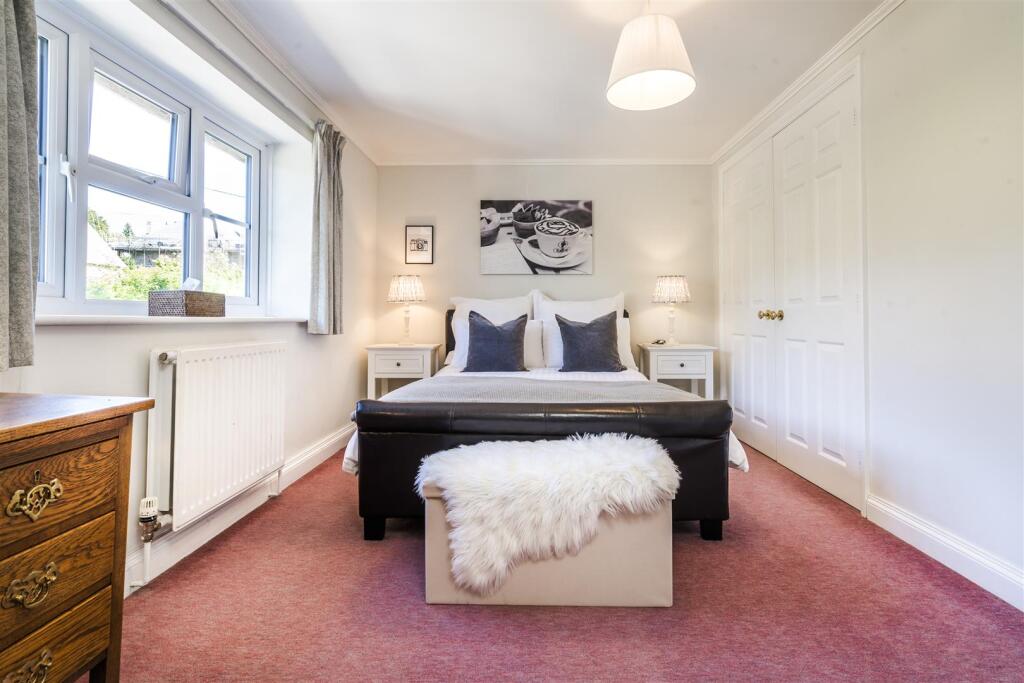 OLD YEW COTTAGE-47.jpg