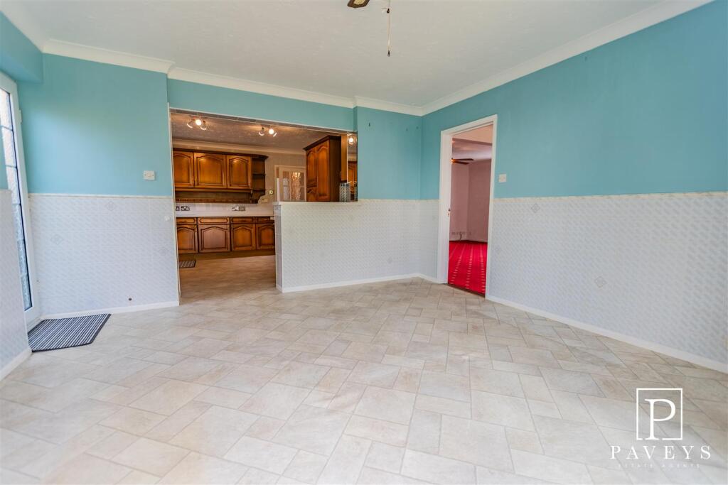 19 Upper Second Avenue-31.jpg