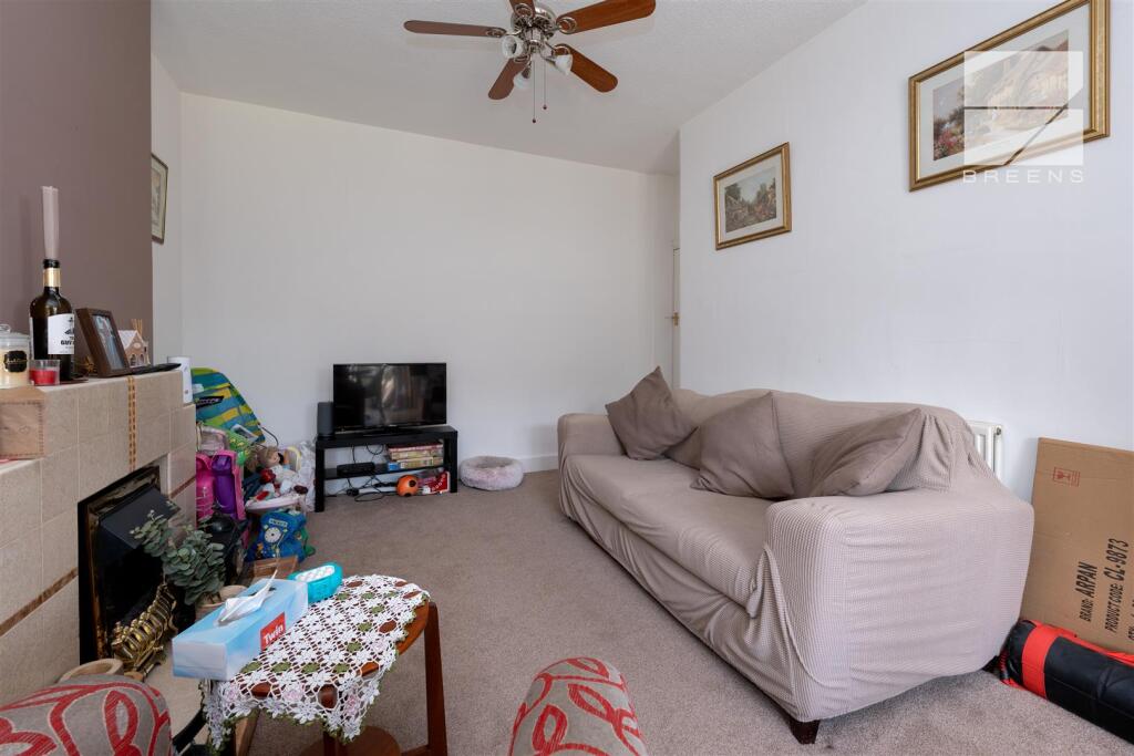 252 Hale End Road_0032.jpg