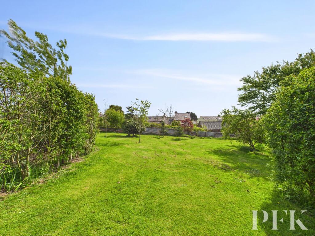 Paddocks &amp; Woodland