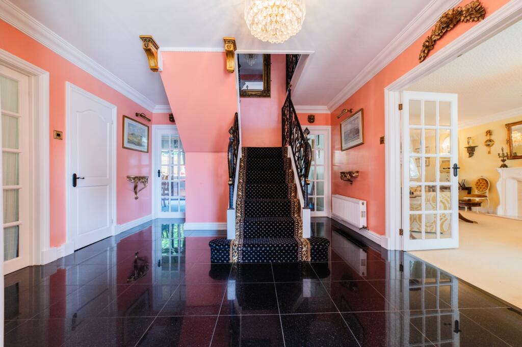 Award-winning Media team on EVERY Listing_32