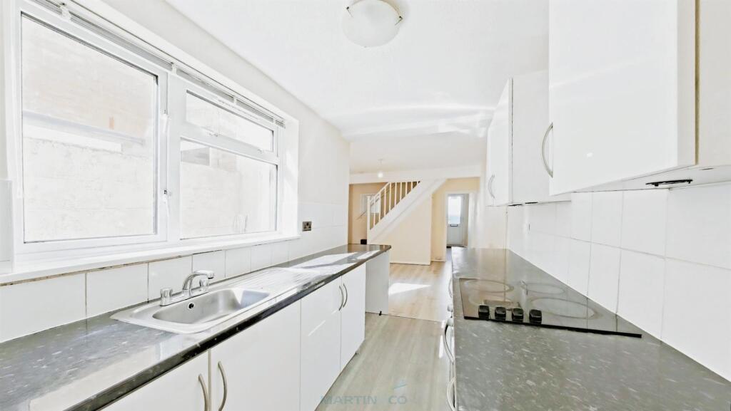 32705674-Kitchen 20 283 29.jpg