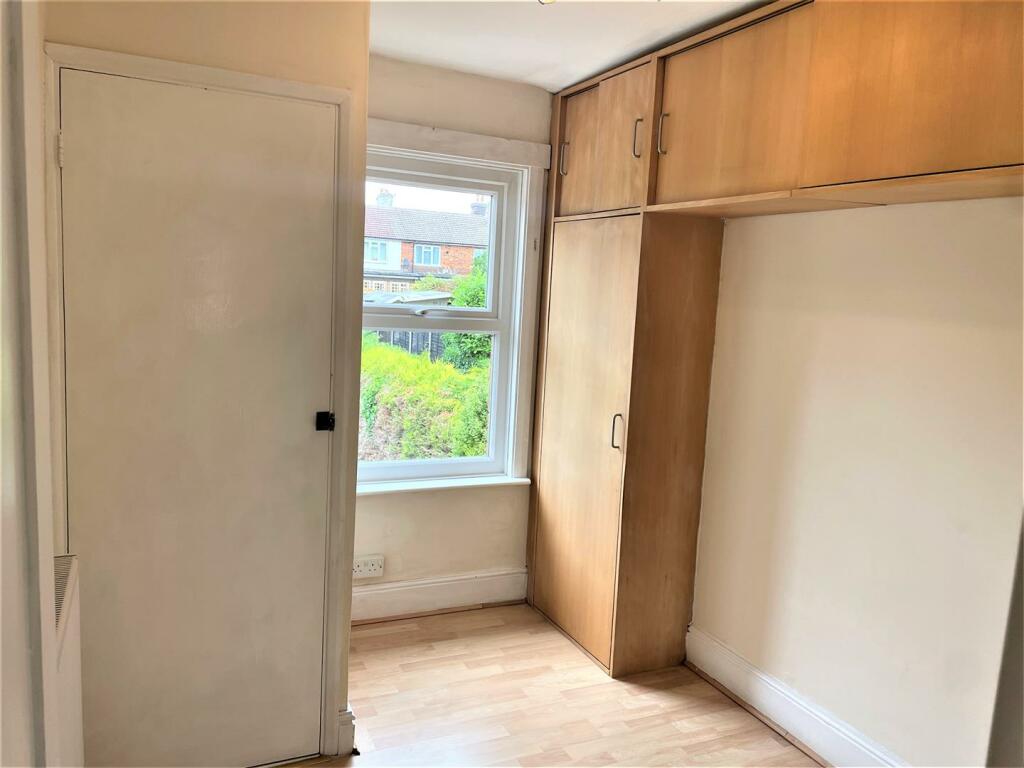 bedroom 3.jpg