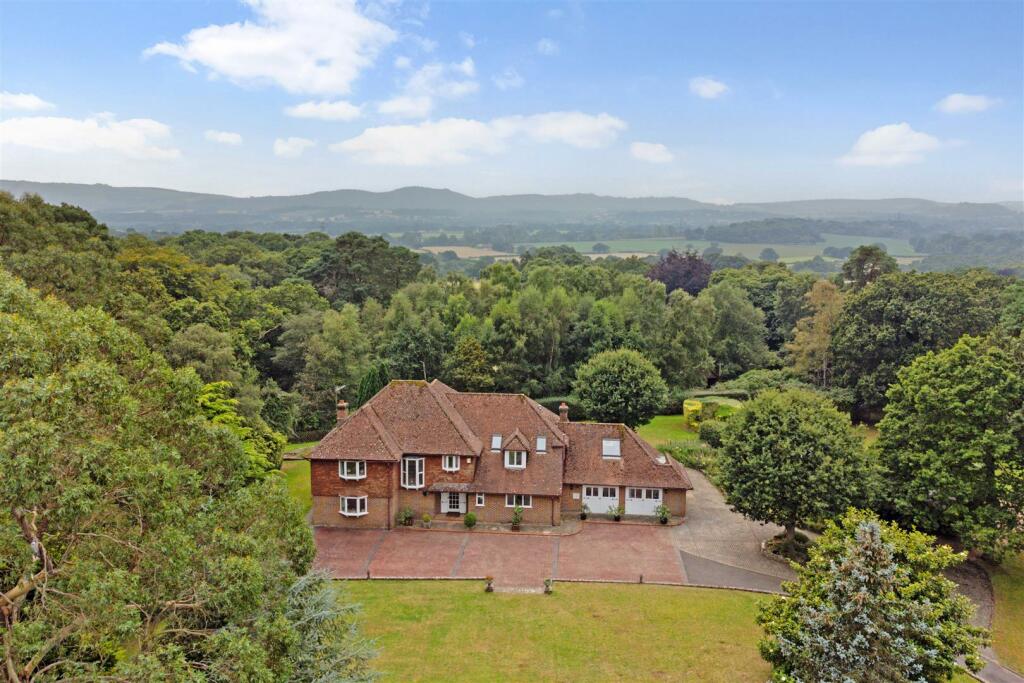 77343 Terwick Hill House, Rogate (5).jpg