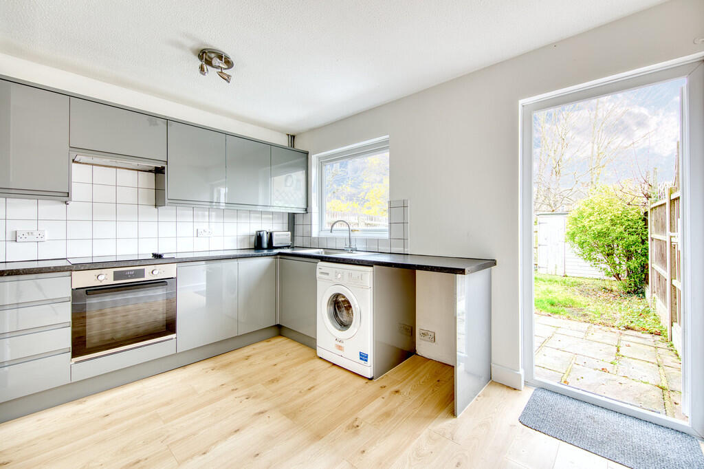 Kitchen 3