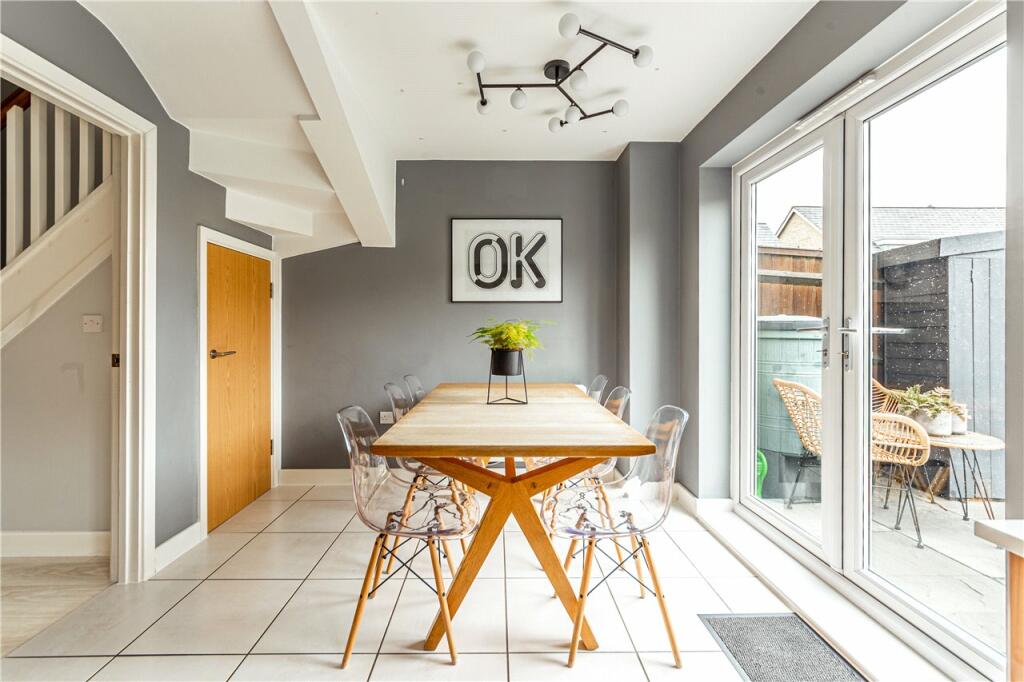 Breakfast Room